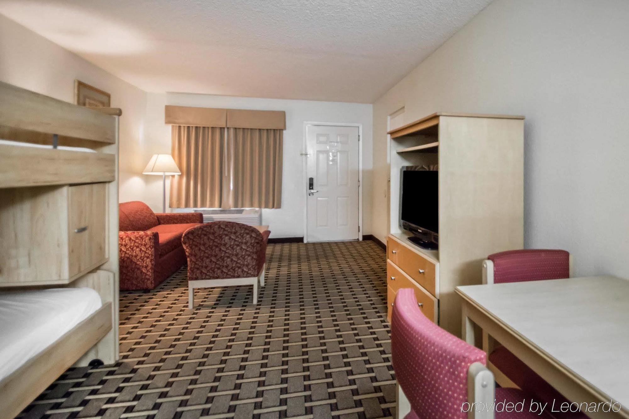 Quality Inn & Suites Eastgate คิสซิมมี ภายนอก รูปภาพ
